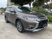 三菱 欧蓝德 2016 款 2.4-CVT四驱5座精英